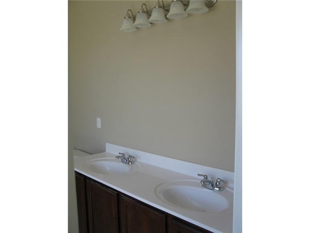5885 McInnis Road, Unit 325 Dublin, OH 43016 - Photo 7 of 9
