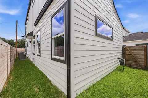 $500,000 | 6809 Porter Street, Unit 1, Austin, TX 78741