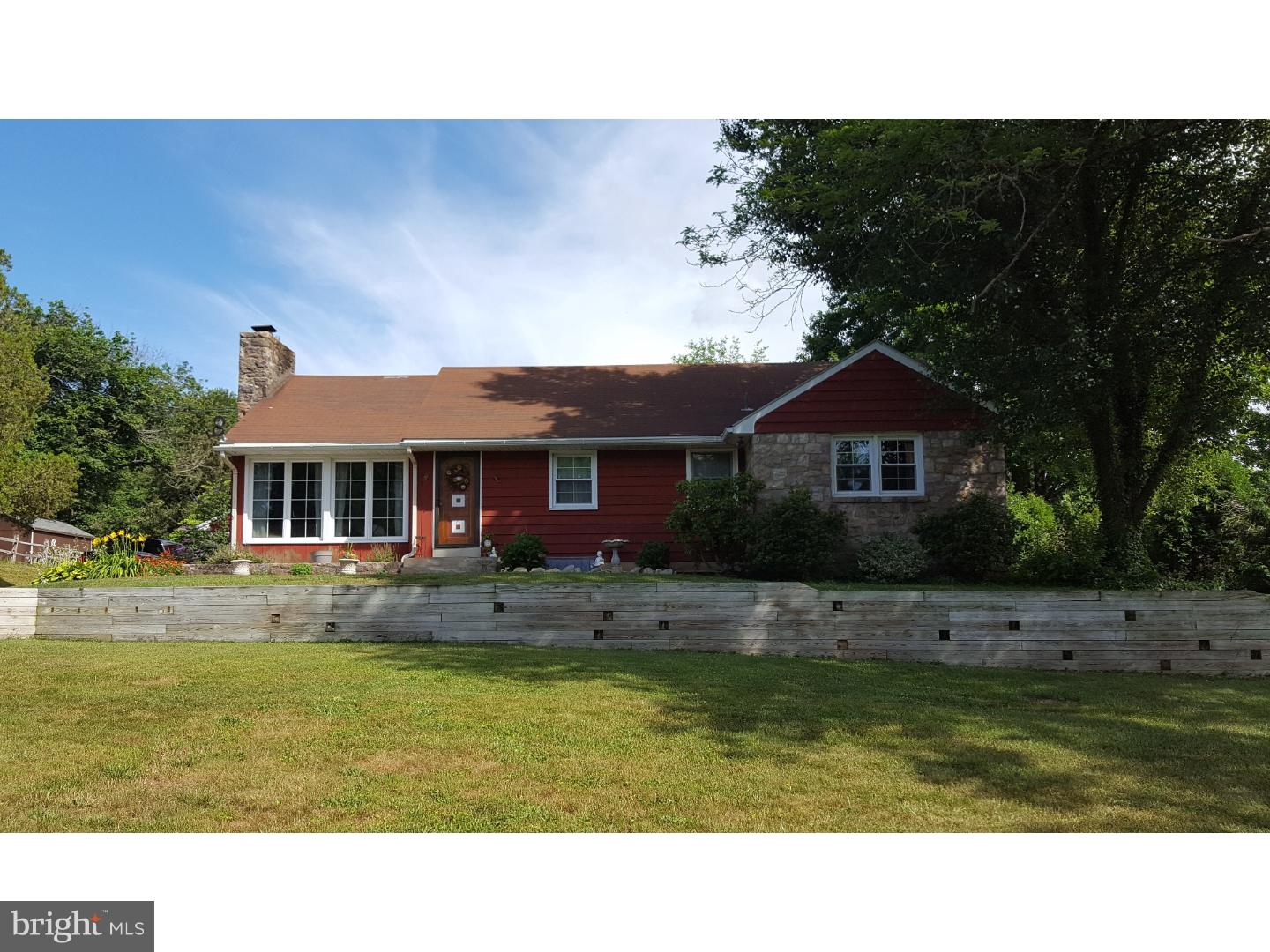 5140 Oley Turnpike Road Reading, PA 19606 - Photo 2 of 10