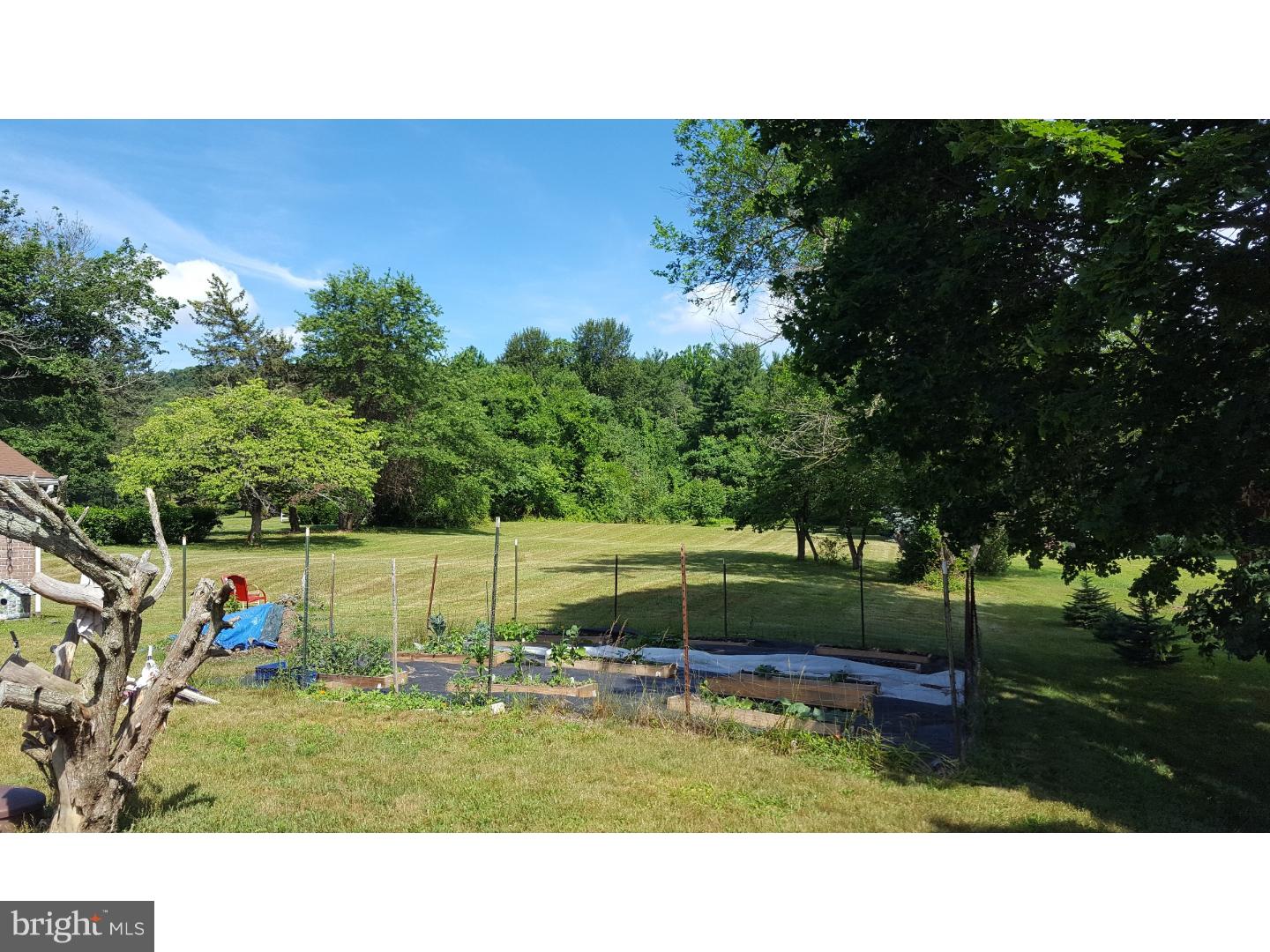 5140 Oley Turnpike Road Reading, PA 19606 - Photo 9 of 10