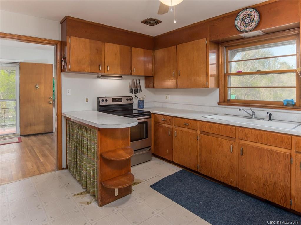60 Gudger Road Candler, NC 28715 - Photo 9 of 24 Gallery Image 9