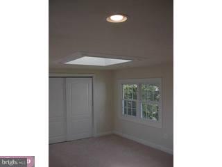 410 Midvale Road Upper Darby, PA 19082 - Photo 4 of 6