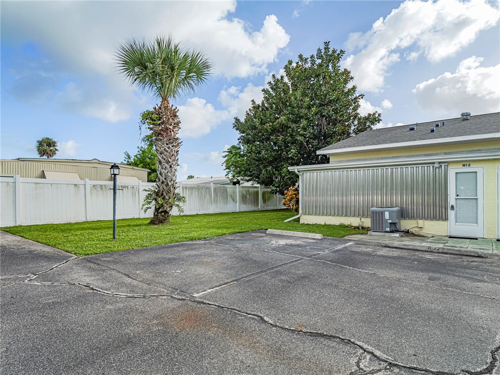 8520 Highway 1, Unit H12 Sebastian, FL 32976 - Photo 23 of 27