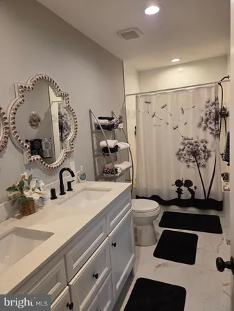 $434,900 | 2 Villa Circle, Berlin, NJ 08009