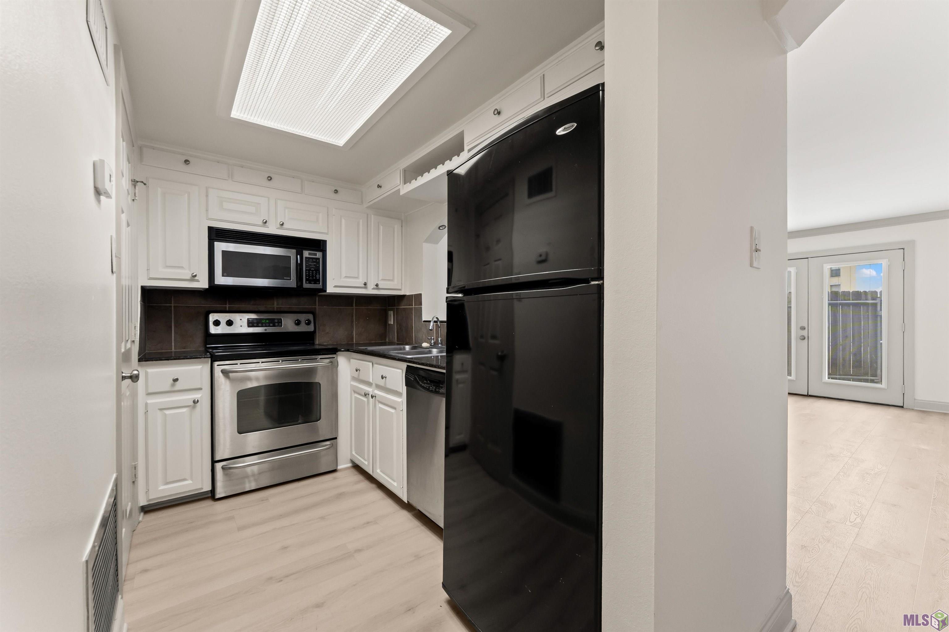 2045 North 3rd Street, Unit 105 Baton Rouge, LA 70802 - Photo 5 of 17