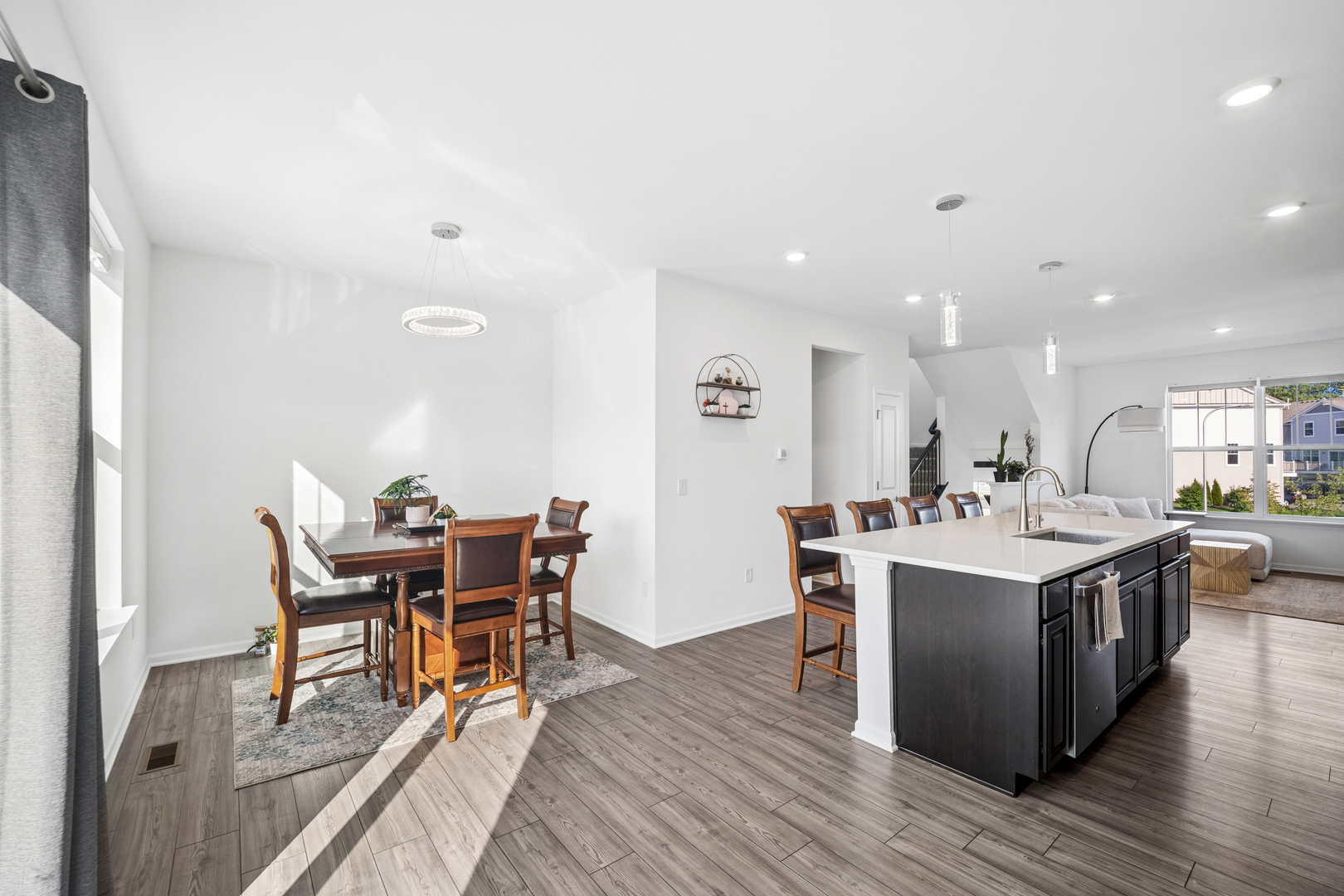 1034 Atterberg Road South Elgin, IL 60177 - Photo 7 of 18