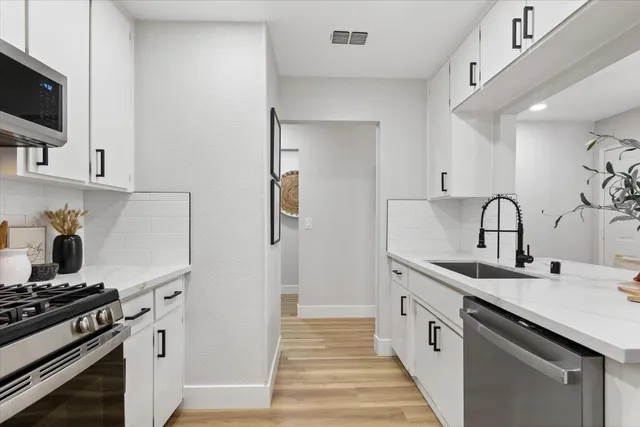 $439,900 | 730 Harvey Way, Sacramento, CA 95831