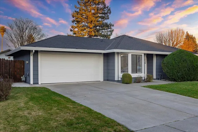 $439,900 | 730 Harvey Way, Sacramento, CA 95831