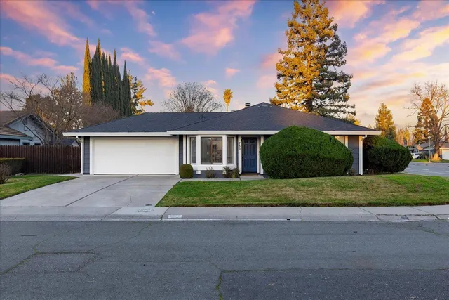 $439,900 | 730 Harvey Way, Sacramento, CA 95831