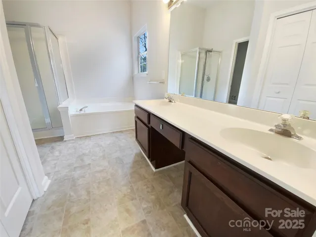 $311,000 | 5219 Hedgecrest Place, Charlotte, NC 28269