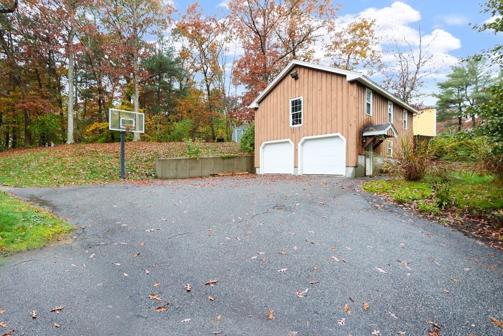 48 Dover Road Millis, MA 02054 - Photo 3 of 38 Gallery Image 3