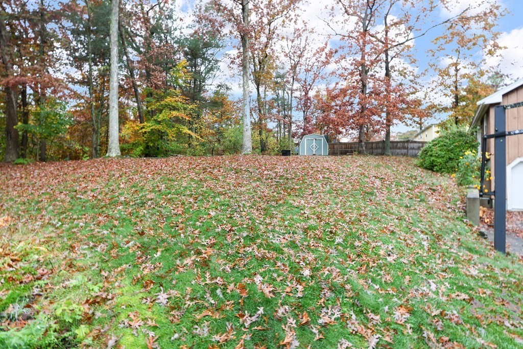 48 Dover Road Millis, MA 02054 - Photo 5 of 38 Gallery Image 5