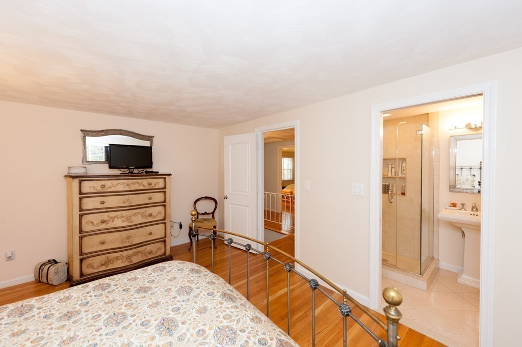 43 Condor Road Sharon, MA 02067 - Photo 13 of 22 Gallery Image 13