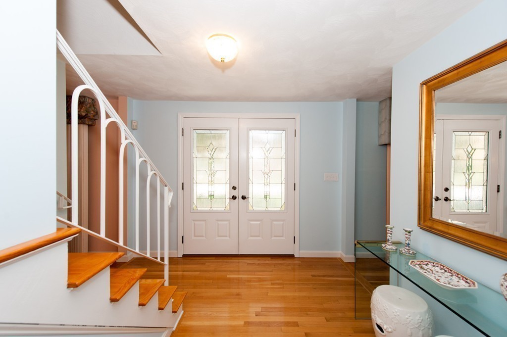 43 Condor Road Sharon, MA 02067 - Photo 2 of 22 Gallery Image 2