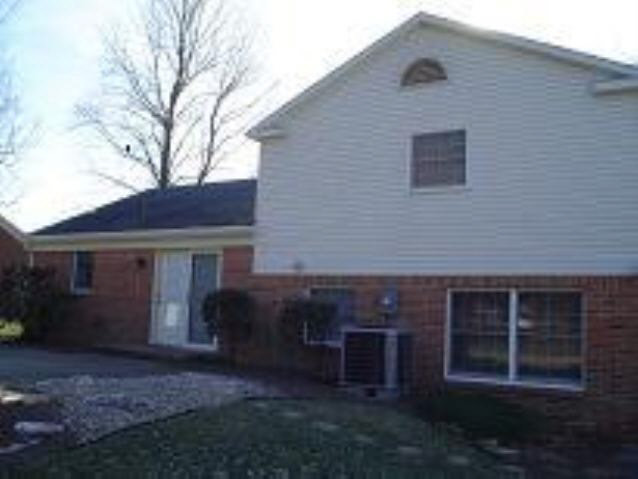 413 McKenney Road Vincennes, IN 47591 - Photo 8 of 9 Gallery Image 8