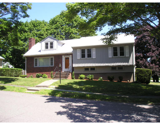 44 Ralph Road Marblehead, MA 01945 - Photo 1 of 9