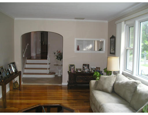 44 Ralph Road Marblehead, MA 01945 - Photo 4 of 9