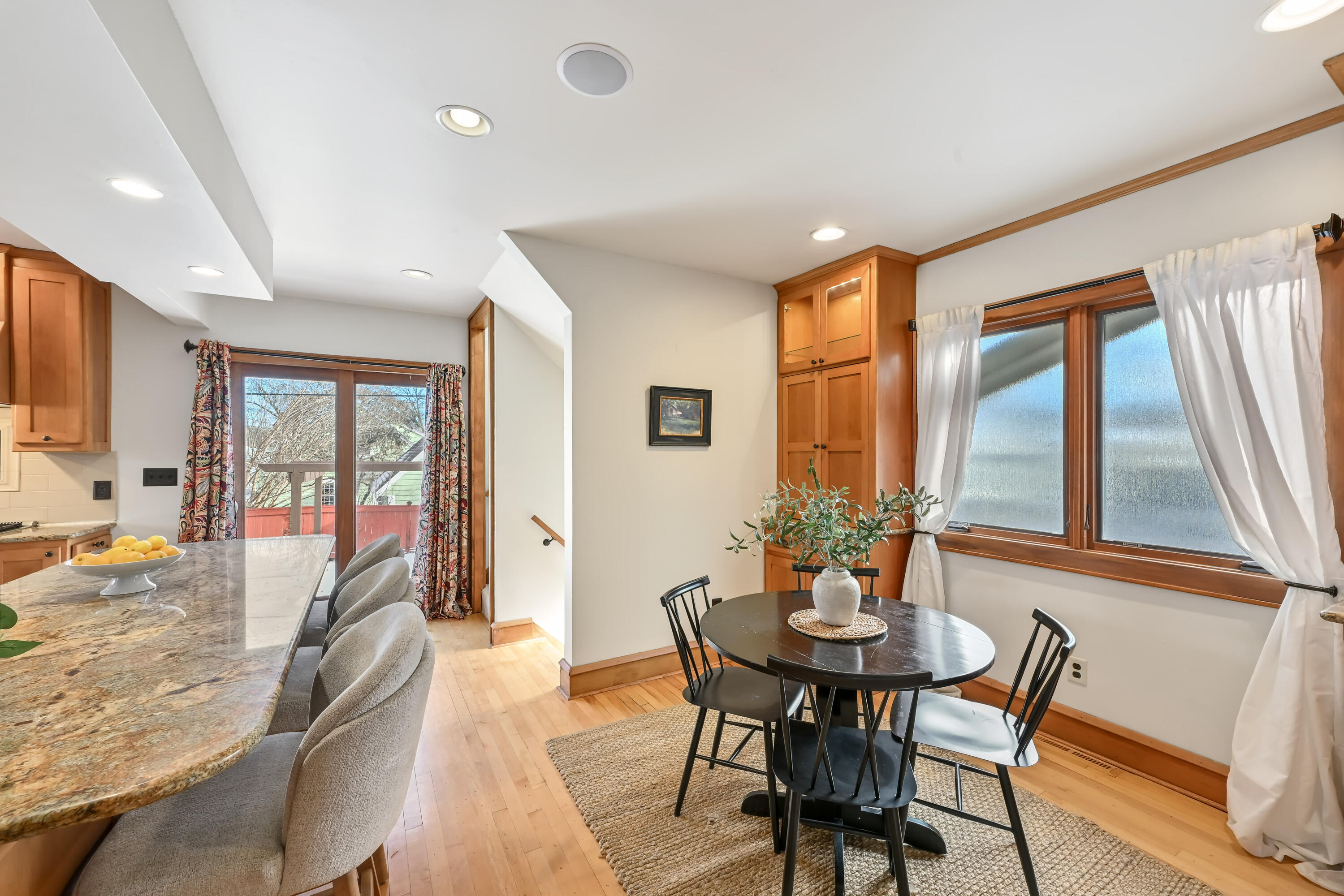 2438 North Lefeber Avenue Wauwatosa, WI 53213 - Photo 16 of 36 16 DZ2438-10