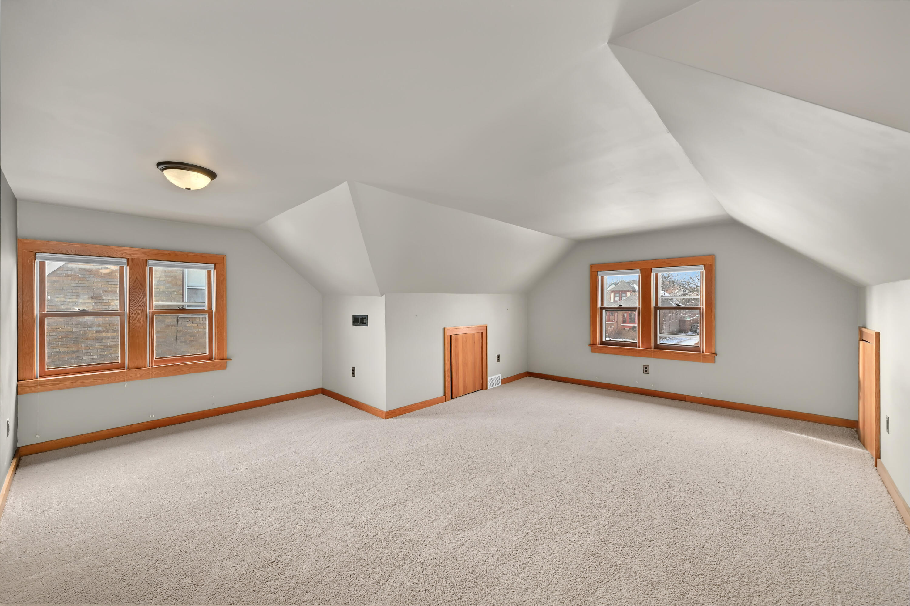 2438 North Lefeber Avenue Wauwatosa, WI 53213 - Photo 21 of 36 21 DZ2438-25