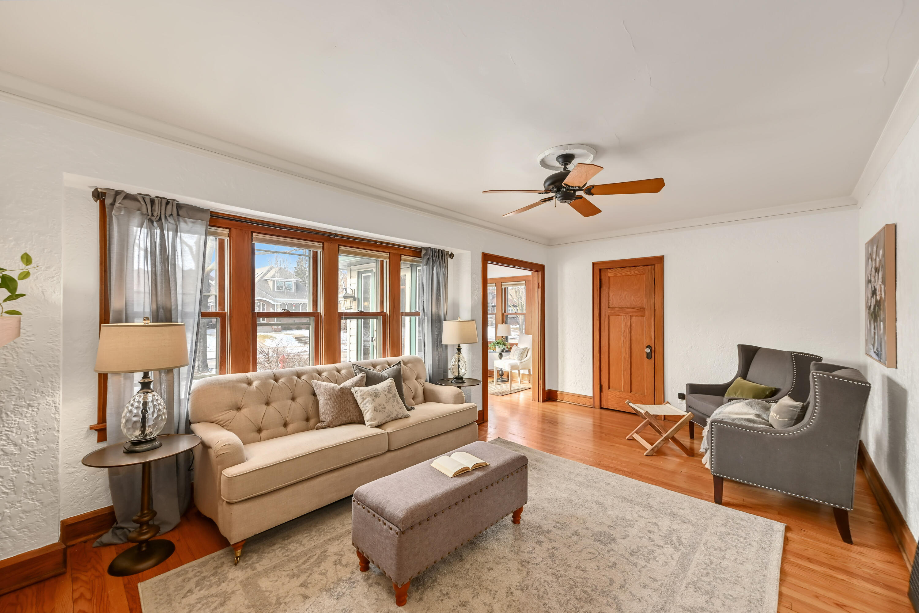 2438 North Lefeber Avenue Wauwatosa, WI 53213 - Photo 6 of 36 7 DZ2438-6