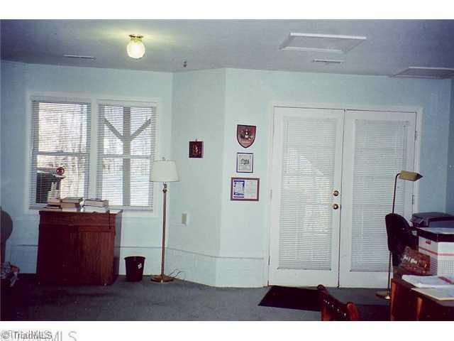 4322 Chilton Way High Point, NC 27265 - Photo 11 of 12 Playroom.