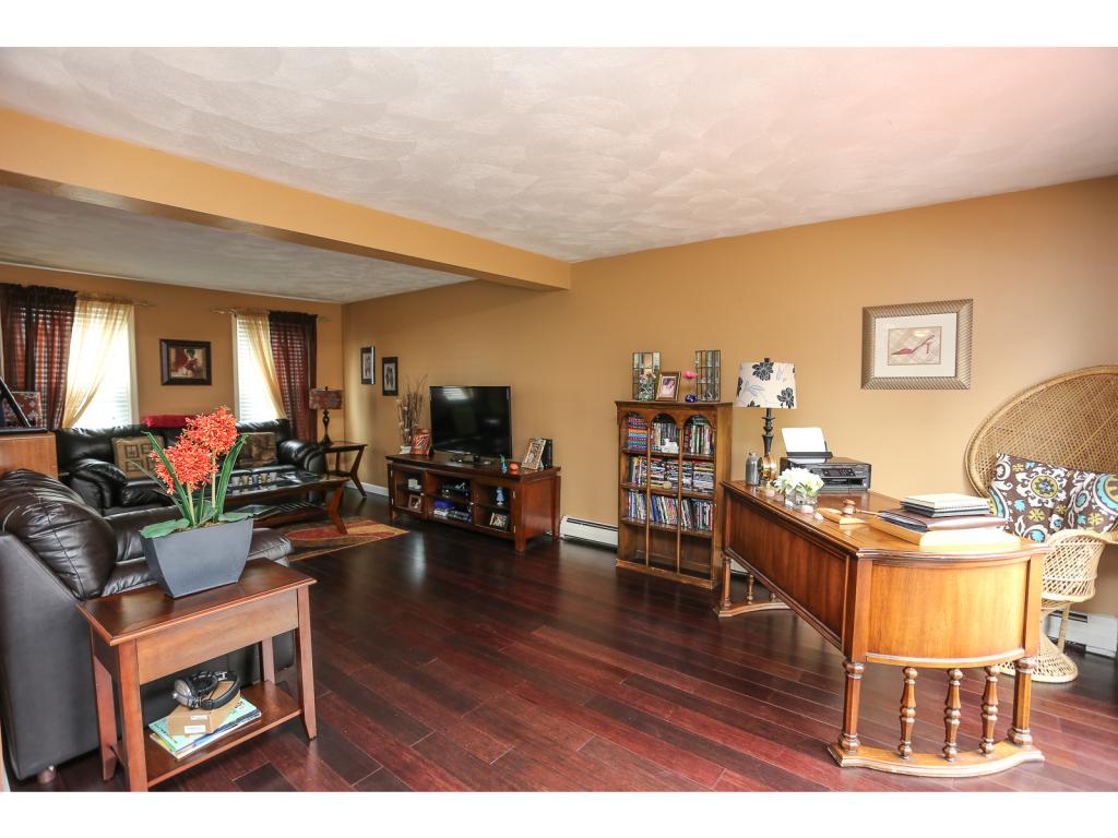 21 A Reed Street, Unit 21A Londonderry, NH 03053 - Photo 11 of 23 Gallery Image 11