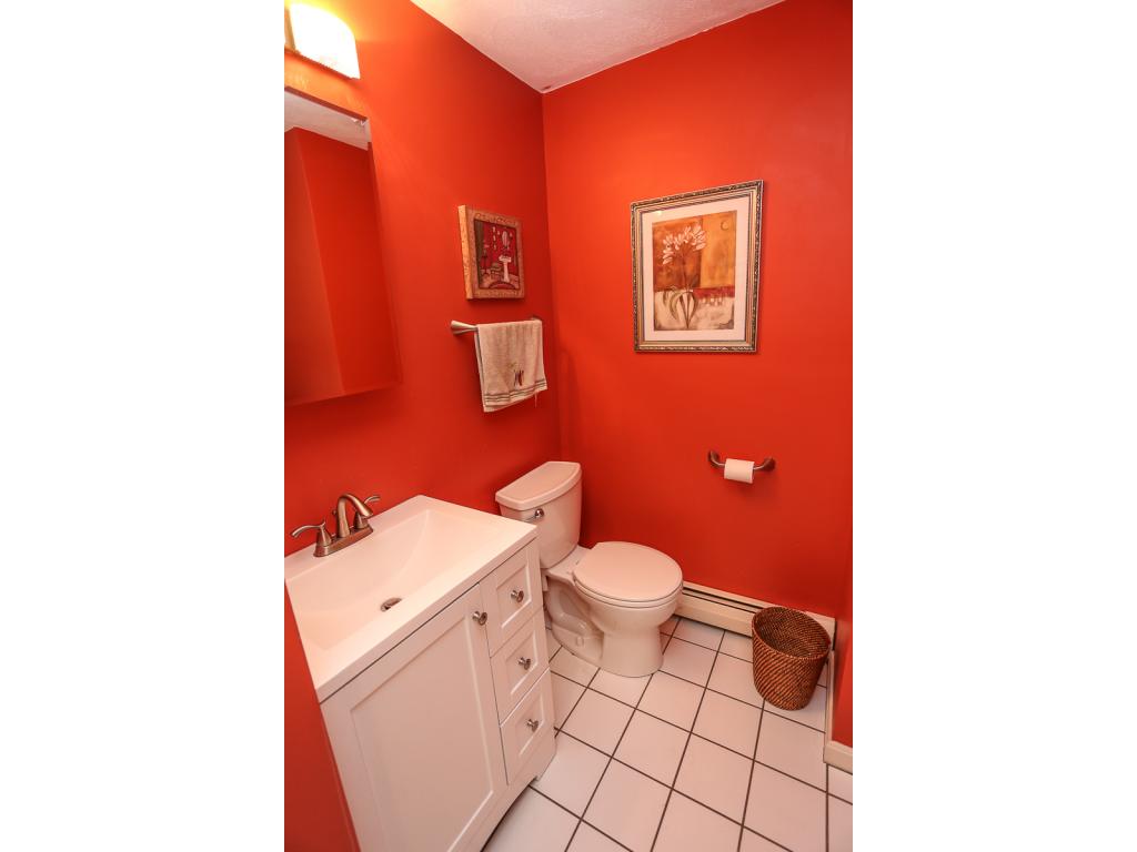 21 A Reed Street, Unit 21A Londonderry, NH 03053 - Photo 16 of 23 Gallery Image 16