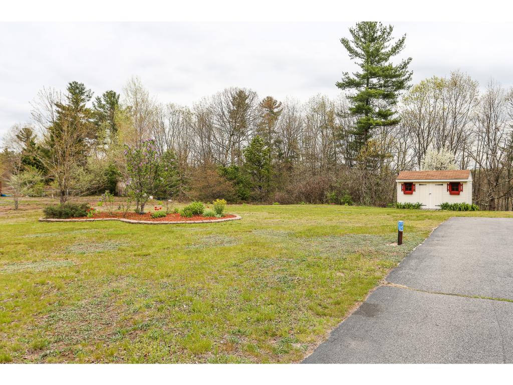 21 A Reed Street, Unit 21A Londonderry, NH 03053 - Photo 3 of 23 Gallery Image 3