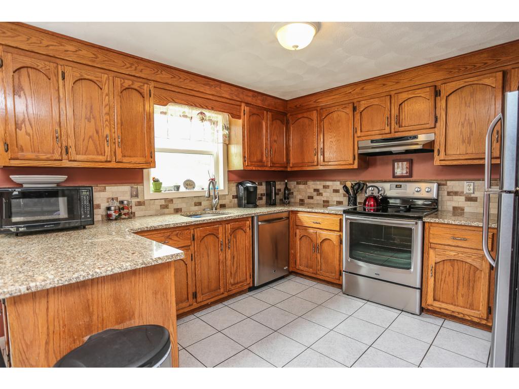 21 A Reed Street, Unit 21A Londonderry, NH 03053 - Photo 10 of 23 Gallery Image 10