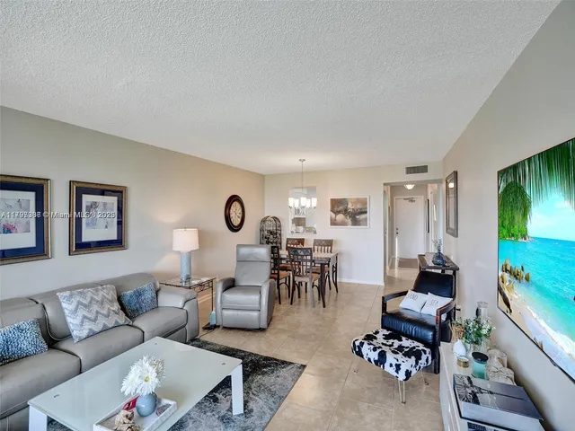 $140,000 | 7431 Northwest 1st Street, Unit 407, Margate, FL 33063