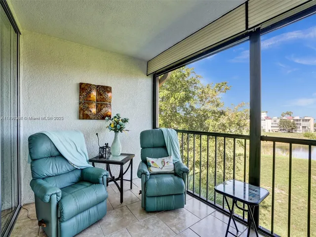 $140,000 | 7431 Northwest 1st Street, Unit 407, Margate, FL 33063