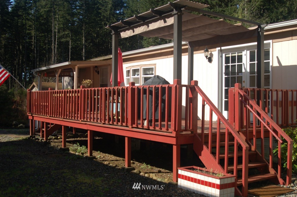 4350 Southeast Nelson Road Olalla, WA 98359 - Photo 3 of 25 Gallery Image 3