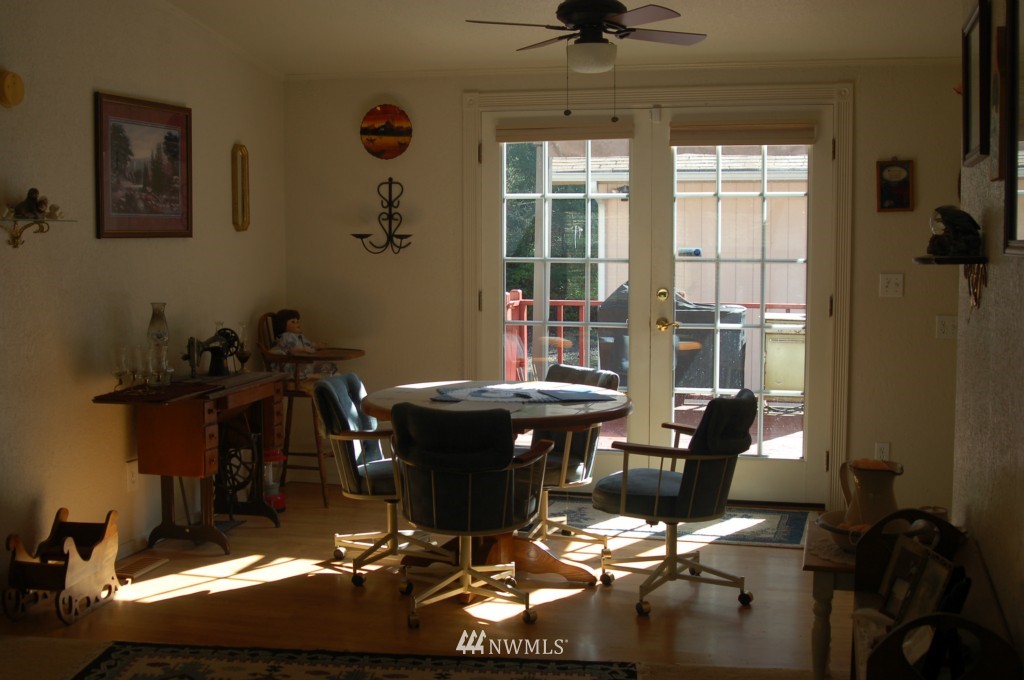 4350 Southeast Nelson Road Olalla, WA 98359 - Photo 5 of 25 Gallery Image 5