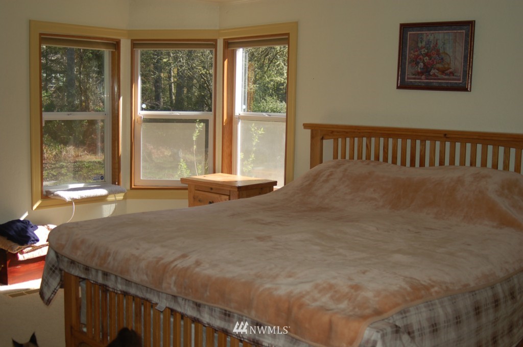 4350 Southeast Nelson Road Olalla, WA 98359 - Photo 8 of 25 Gallery Image 8