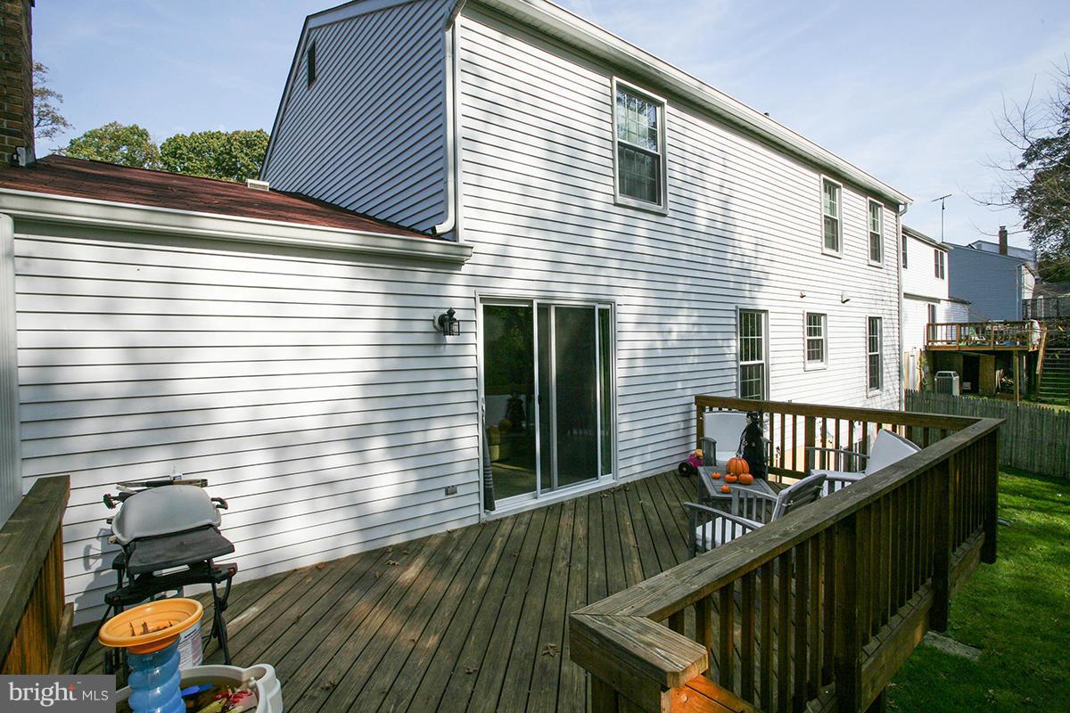 5750 Heming Avenue Springfield, VA 22151 - Photo 29 of 30 a view of a balcony with two chairs