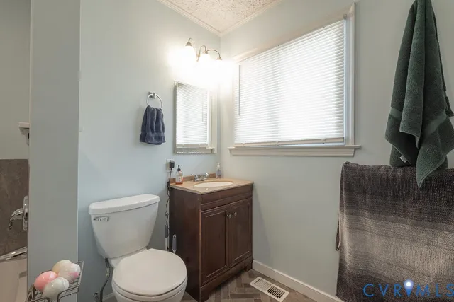 $300,000 | 165 Ironwood Road, North Chesterfield, VA 23236