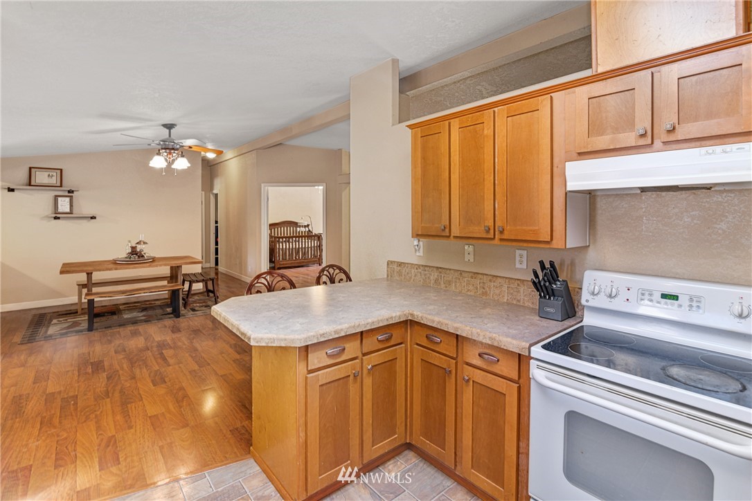 3100 East Rasor Road Belfair, WA 98528 - Photo 11 of 38 Gallery Image 11