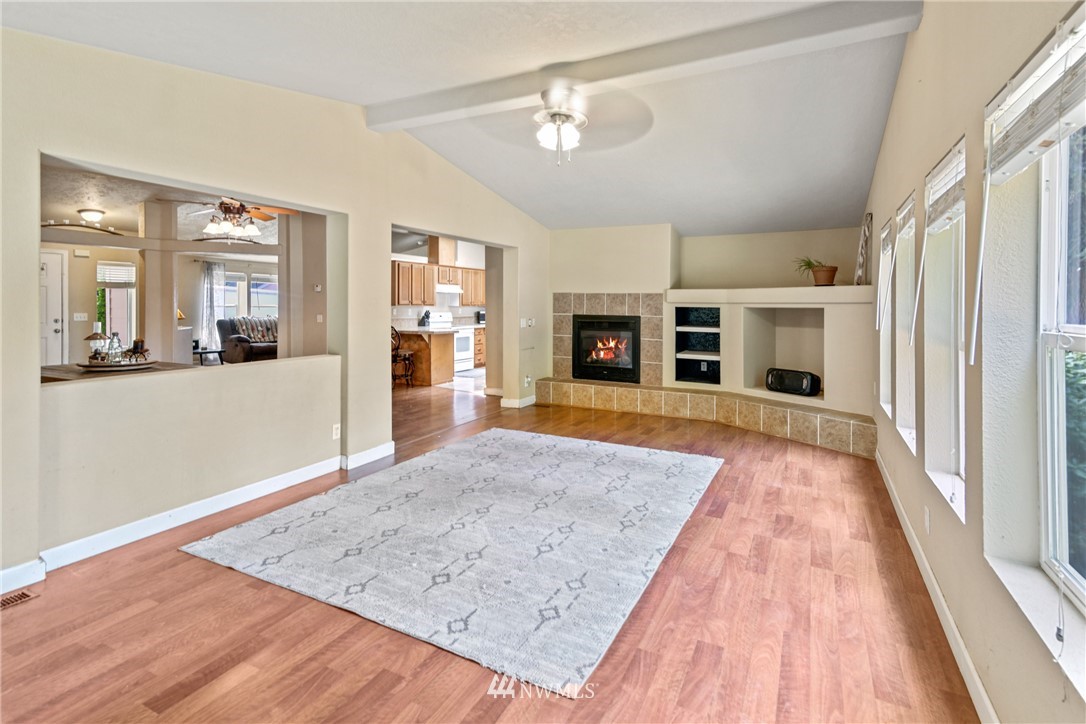 3100 East Rasor Road Belfair, WA 98528 - Photo 12 of 38 Gallery Image 12