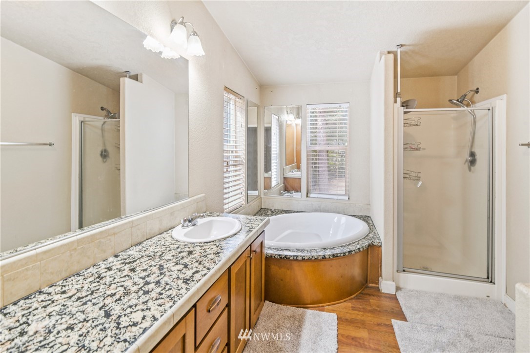3100 East Rasor Road Belfair, WA 98528 - Photo 15 of 38 Gallery Image 15