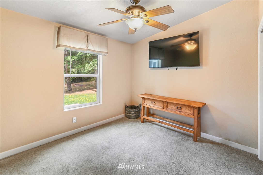 3100 East Rasor Road Belfair, WA 98528 - Photo 17 of 38 Gallery Image 17