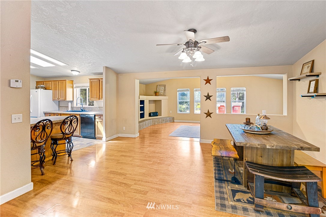3100 East Rasor Road Belfair, WA 98528 - Photo 6 of 38 Gallery Image 6