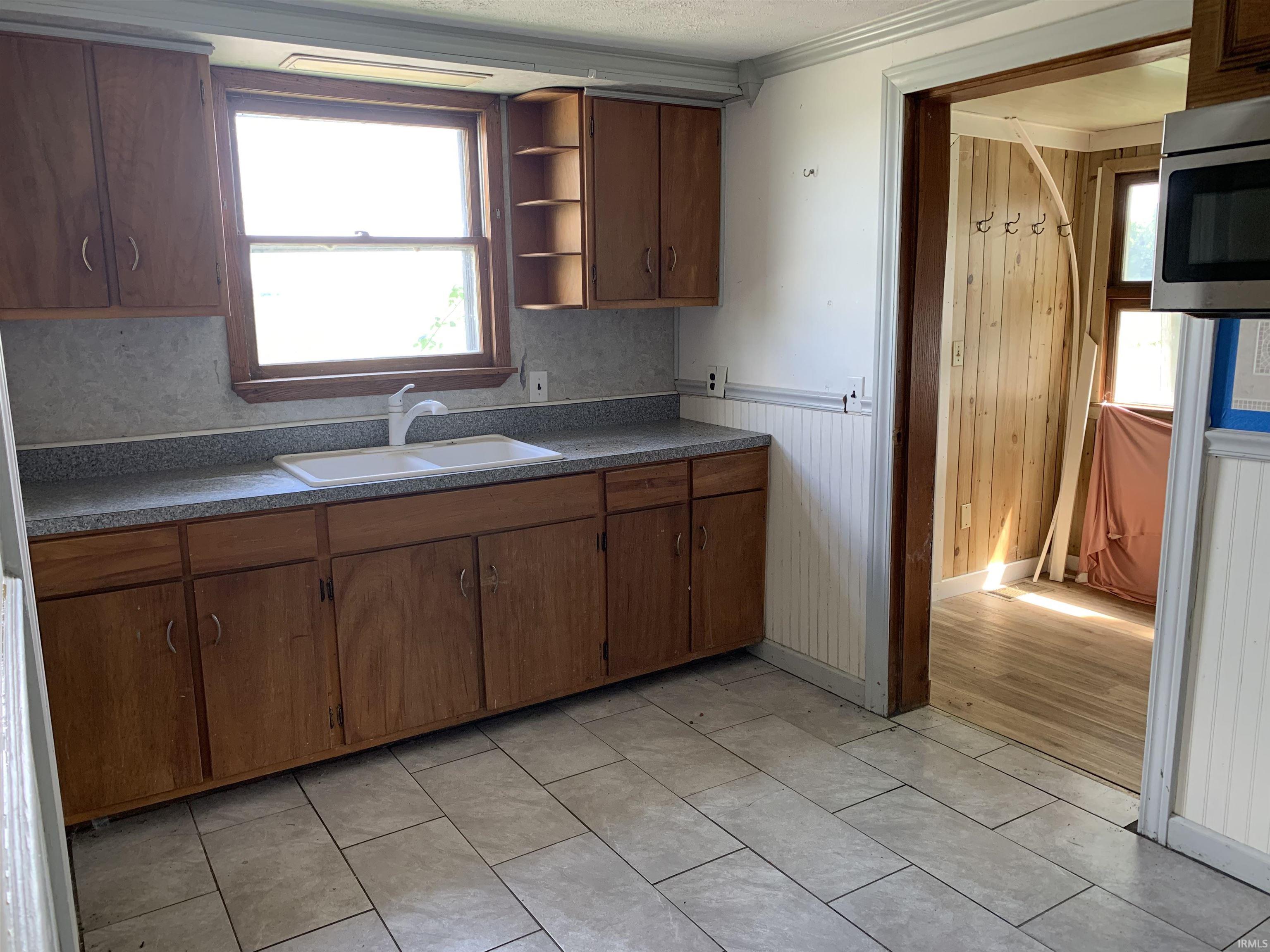 413 East Albert Street Argos, IN 46501 - Photo 9 of 15 Gallery Image 9