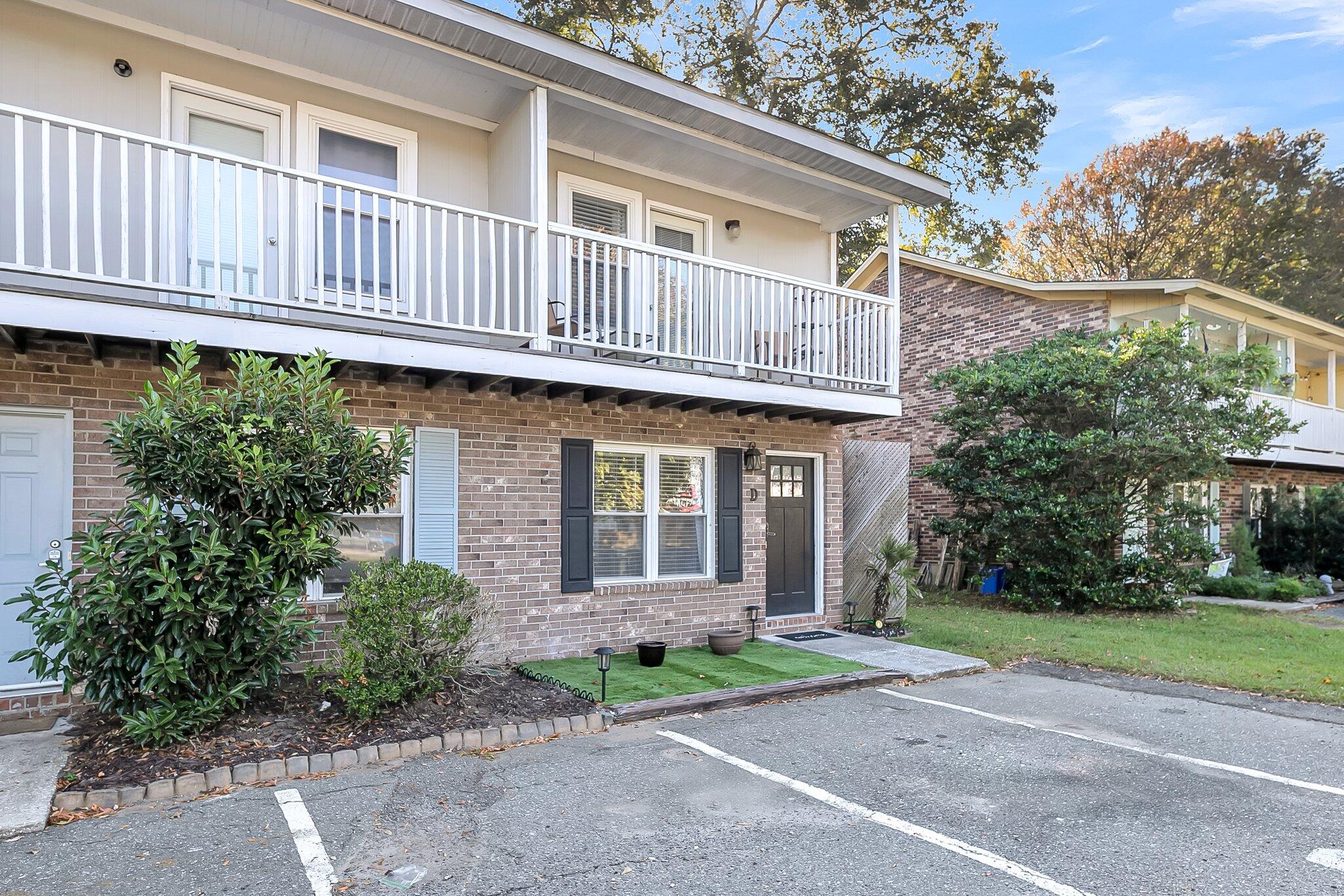 292 Fleming Road, Unit D Charleston, SC 29412 - Photo 3 of 26 CREM - 292 Fleming Rd D-26