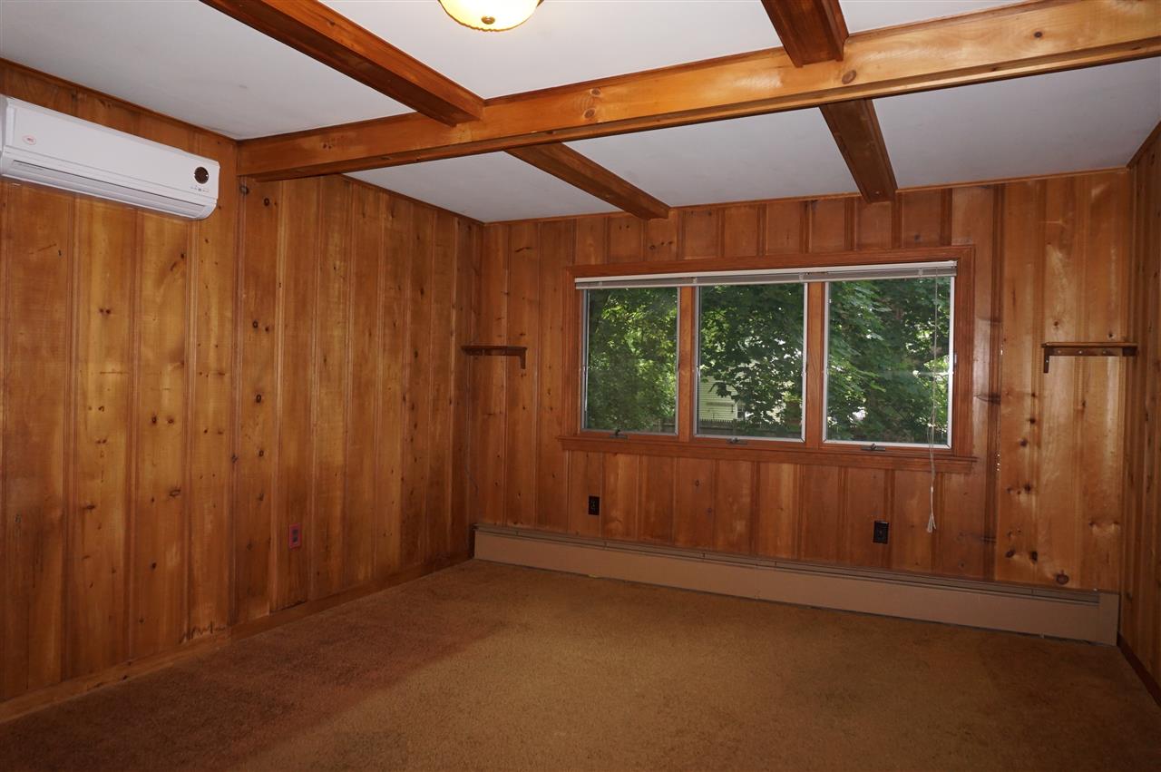 7 Hawthorne Road Dover, NH 03820 - Photo 2 of 12