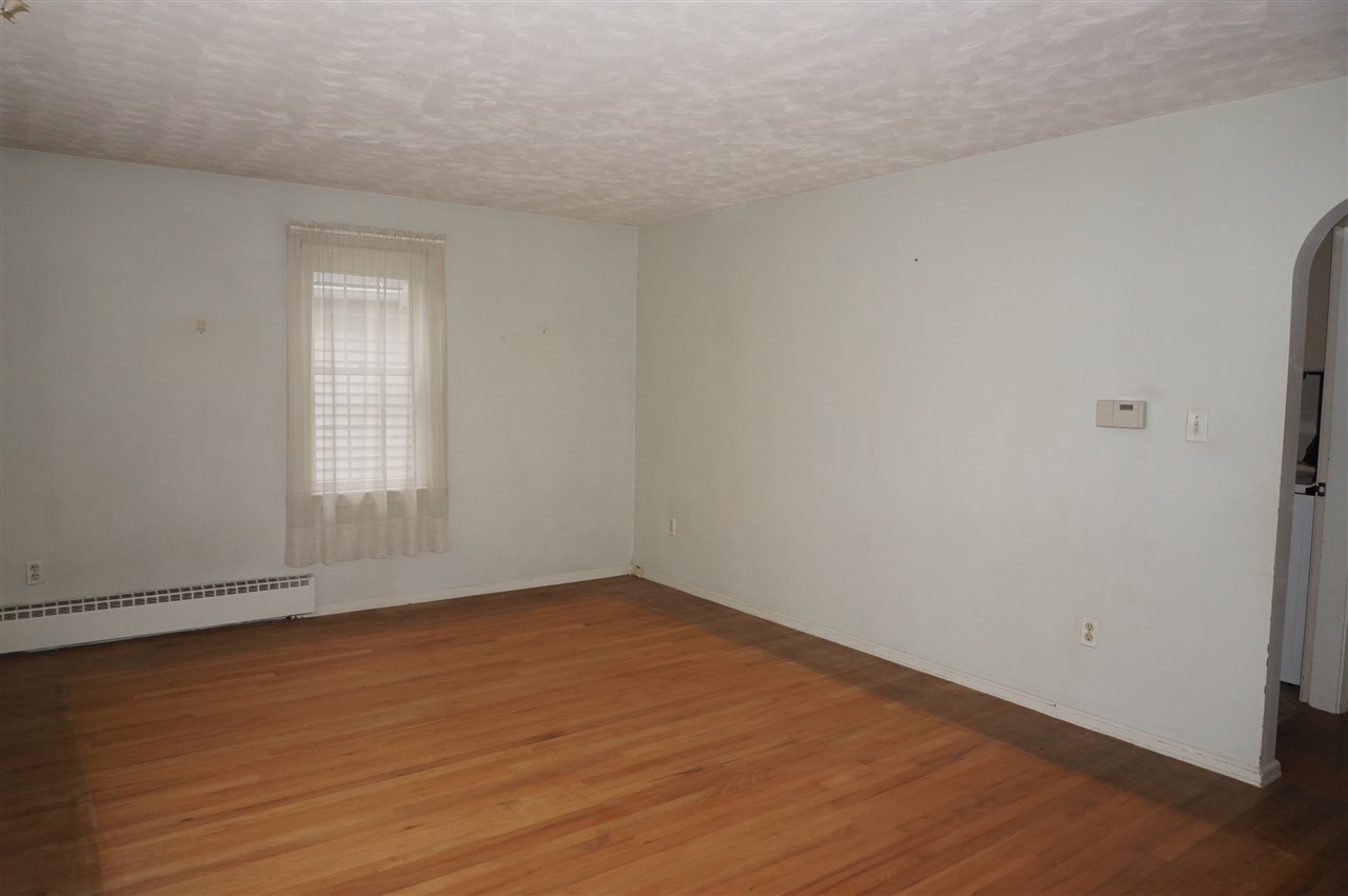 7 Hawthorne Road Dover, NH 03820 - Photo 11 of 12
