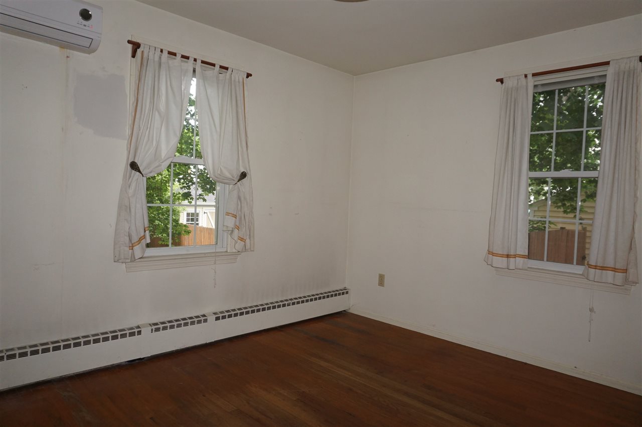 7 Hawthorne Road Dover, NH 03820 - Photo 7 of 12
