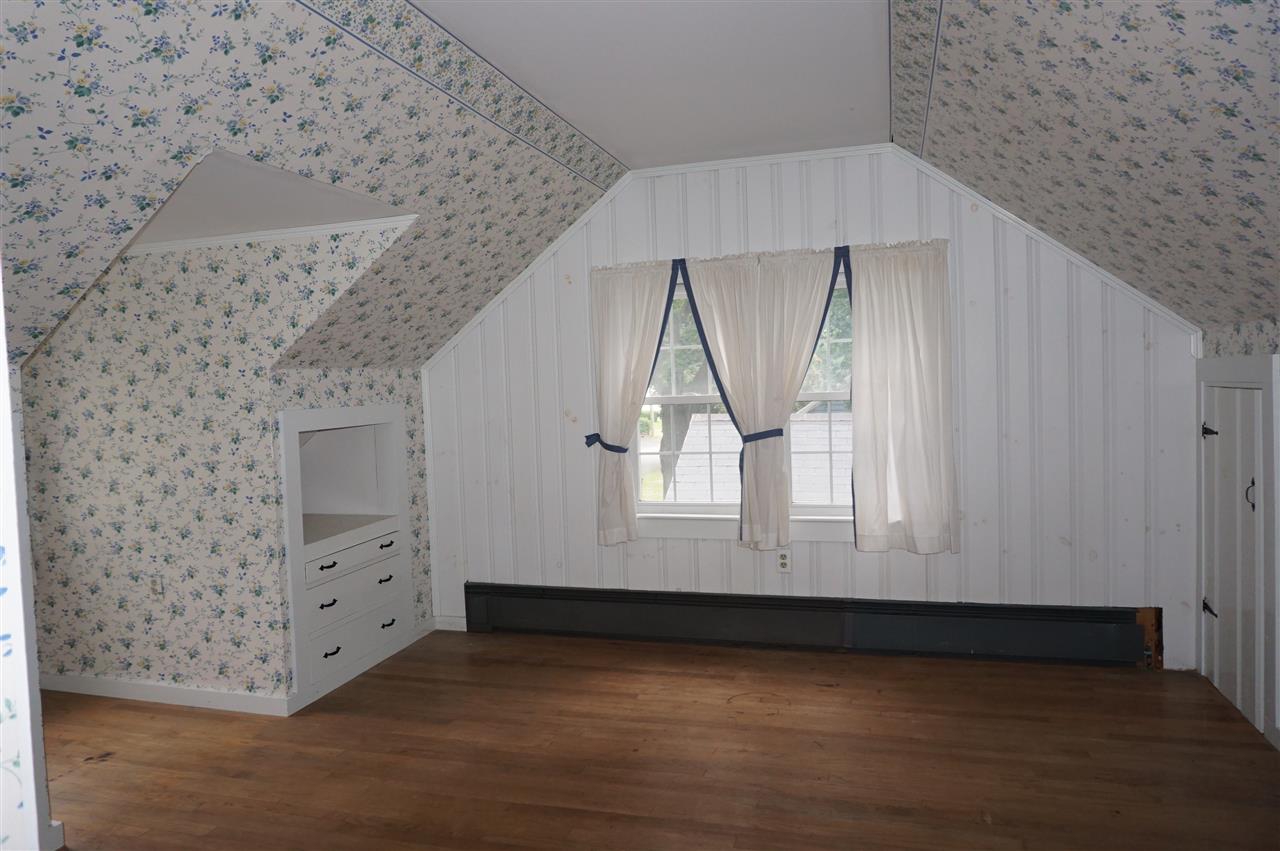 7 Hawthorne Road Dover, NH 03820 - Photo 10 of 12