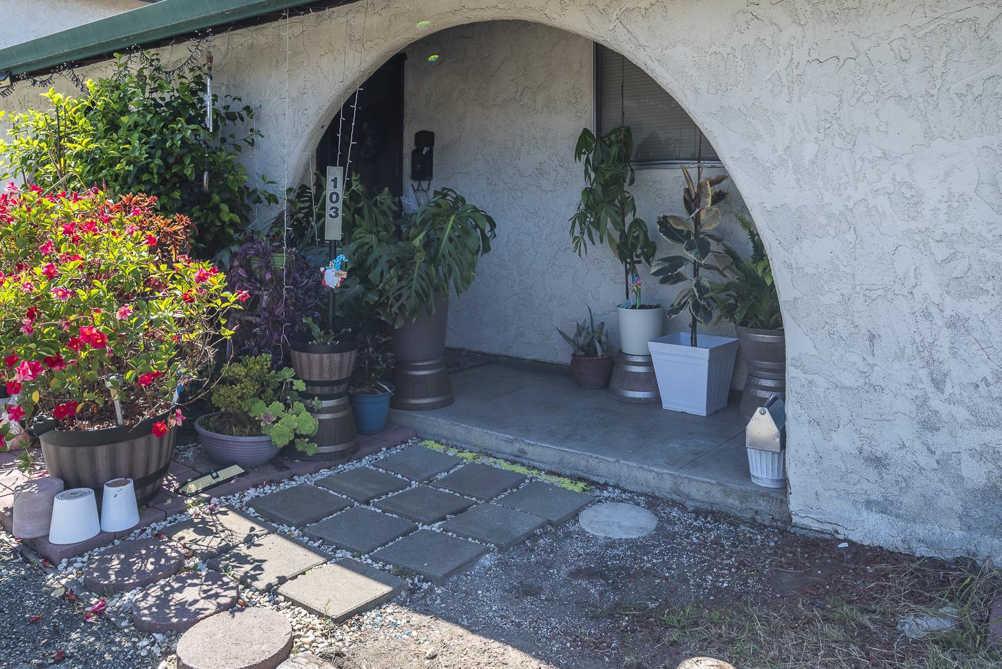 103-105 Holm Road Watsonville, CA 95076 - Photo 3 of 10