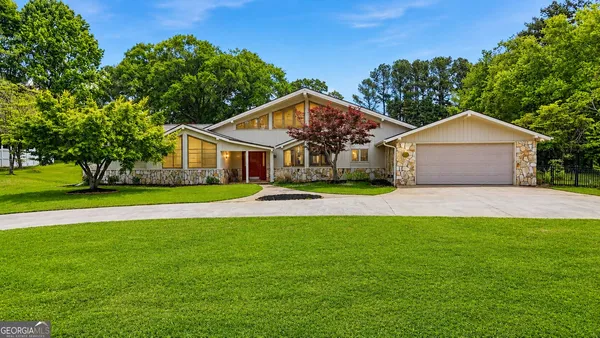 $535,000 | 31 Addington Court, Toccoa, GA 30577