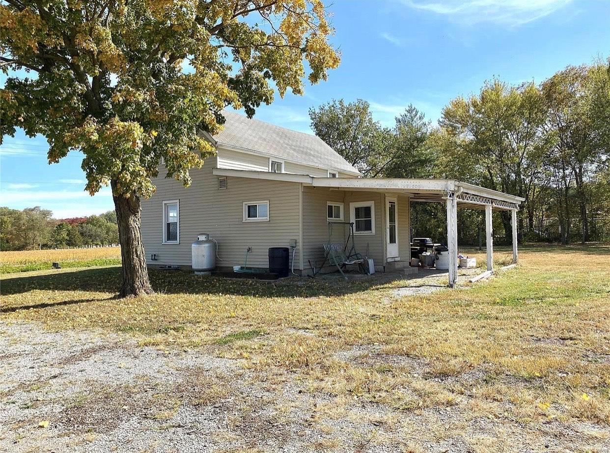 401 Pierron Road Pocahontas, IL 62275 - Photo 4 of 17 Gallery Image 4